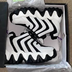Black Chevron Blackberry Platform Sneaker (Never Worn)